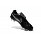 Scarpa da Calcio per Terreni Duri Nike Tiempo Legend V FG Nero Metallico