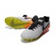 Nike Tiempo Legend 6 FG ACC Scarpini da Calcetto Uomo Bianco Nero Arancio